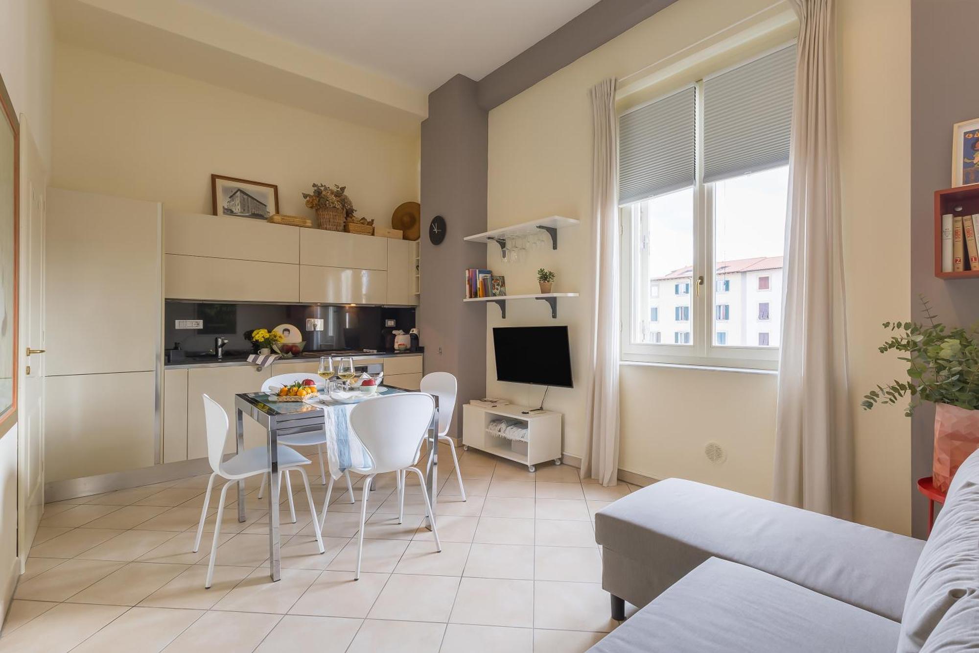 Near The Port-elegante Con Vista Sui Canali Apartment